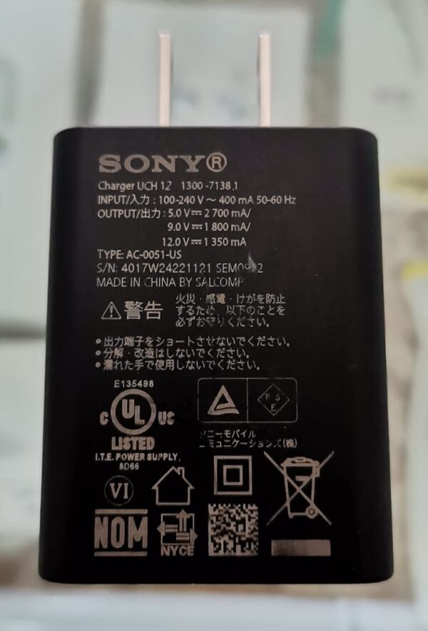 Sony Wall Charger 2.7A 001